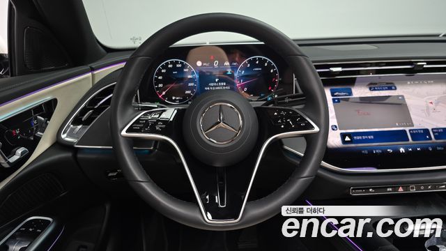 Mercedes-Benz E-Class E200 Avantgarde