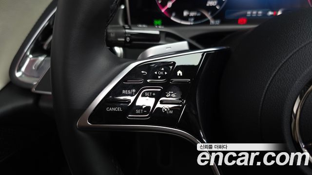 Mercedes-Benz E-Class E200 Avantgarde