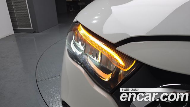 Mercedes-Benz E-Class E200 Avantgarde