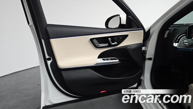 Mercedes-Benz E-Class E200 Avantgarde