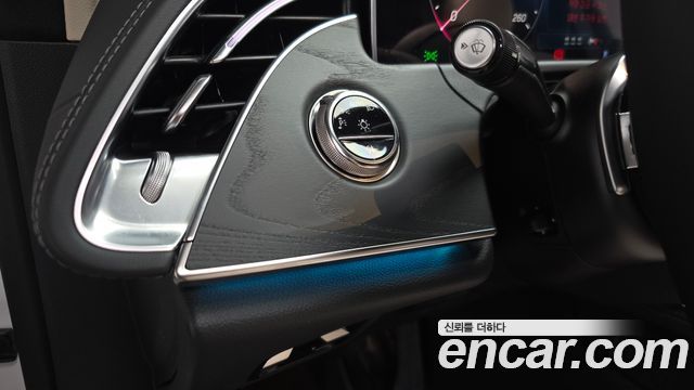 Mercedes-Benz E-Class E200 Avantgarde