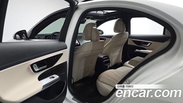 Mercedes-Benz E-Class E200 Avantgarde