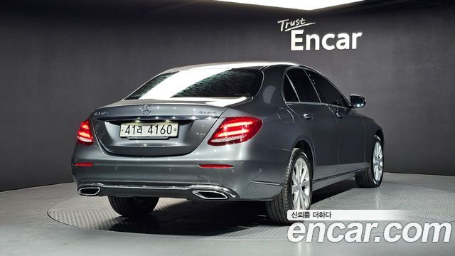 Mercedes-Benz E-Class E220d 4MATIC Exclusive