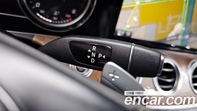 Mercedes-Benz E-Class E220d 4MATIC Exclusive