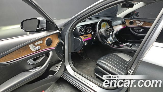Mercedes-Benz E-Class E220d 4MATIC Exclusive