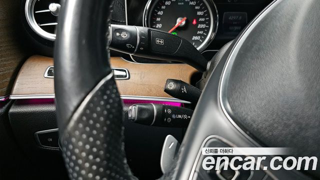 Mercedes-Benz E-Class E220d 4MATIC Exclusive