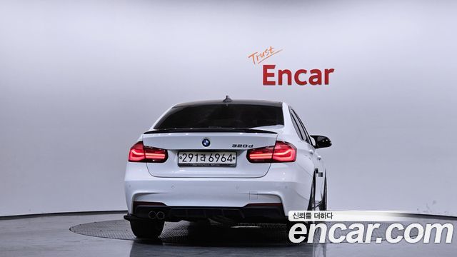 BMW 3-Series 320d M Sport Shadow