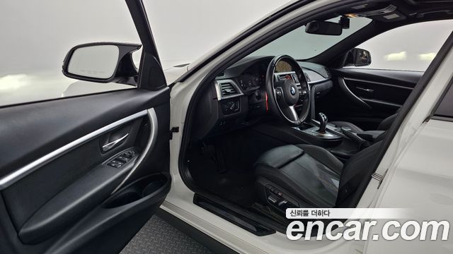 BMW 3-Series 320d M Sport Shadow
