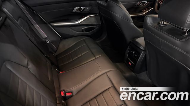 BMW 3-Series M340i xDrive Touring Pro