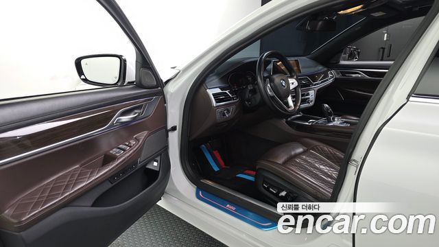 BMW 7-Series 730Ld xDrive Design Pure Excellence