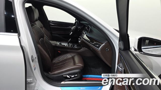 BMW 7-Series 730Ld xDrive Design Pure Excellence
