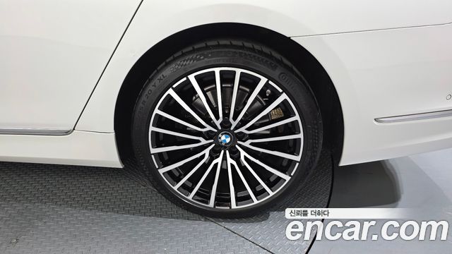 BMW 7-Series 730Ld xDrive Design Pure Excellence