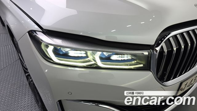 BMW 7-Series 730Ld xDrive Design Pure Excellence