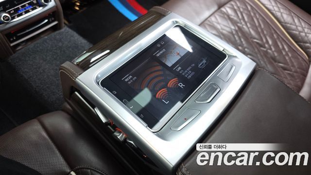 BMW 7-Series 730Ld xDrive Design Pure Excellence