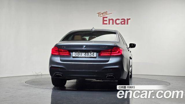 BMW 5-Series 530i xDrive M Sport Package