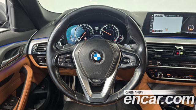 BMW 5-Series 530i xDrive M Sport Package