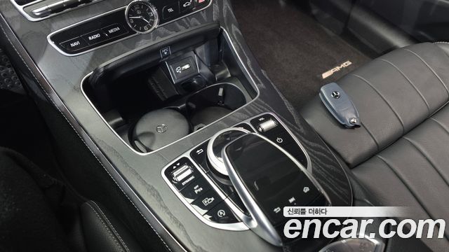 Mercedes-Benz E-Class E220d Cabriolet