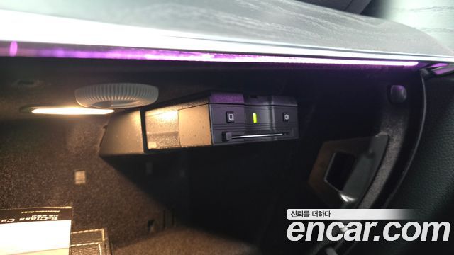 Mercedes-Benz E-Class E220d Cabriolet