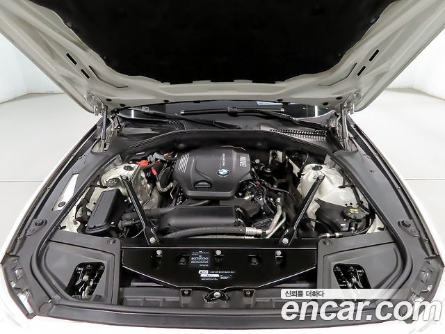 BMW 5-Series 520d xDrive M Aero Dynamic