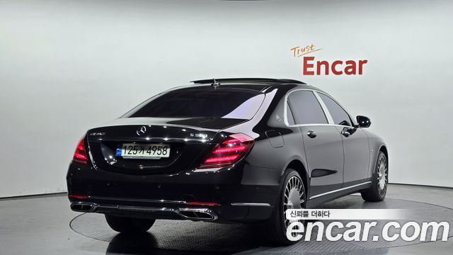 Mercedes-Benz S-Class Maybach S560 4MATIC