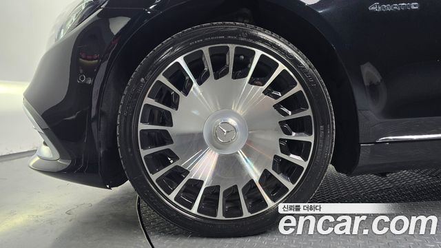 Mercedes-Benz S-Class Maybach S560 4MATIC
