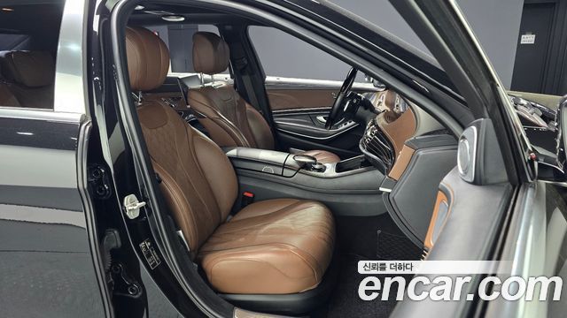 Mercedes-Benz S-Class Maybach S560 4MATIC