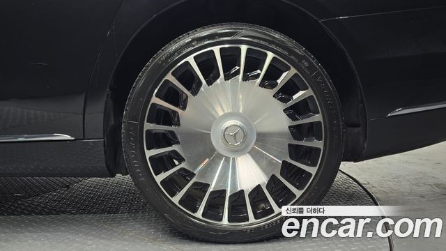 Mercedes-Benz S-Class Maybach S560 4MATIC