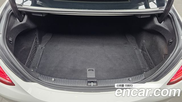 Mercedes-Benz C-Class C220 d Avantgarde