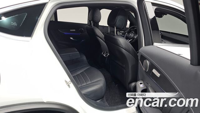 Mercedes-Benz GLC-Class GCL300 4MATIC Coupe