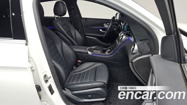 Mercedes-Benz GLC-Class GCL300 4MATIC Coupe
