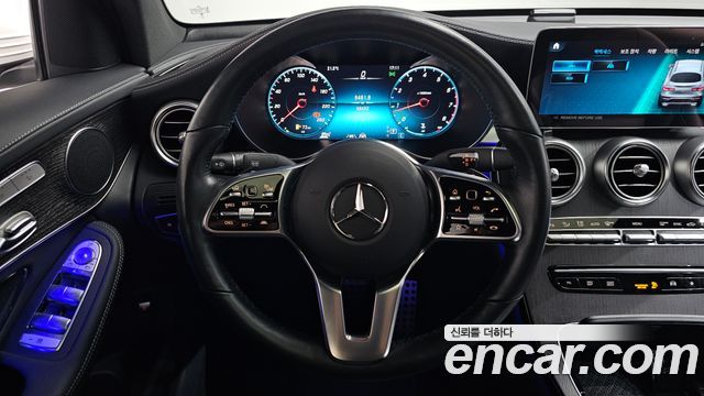 Mercedes-Benz GLC-Class GCL300 4MATIC Coupe