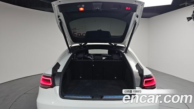 Mercedes-Benz GLC-Class GCL300 4MATIC Coupe