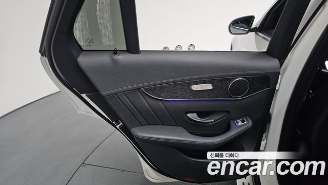 Mercedes-Benz GLC-Class GCL300 4MATIC Coupe