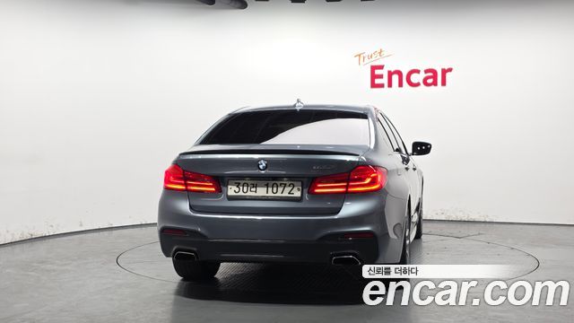 BMW 5-Series 530i M Sport Package Plus