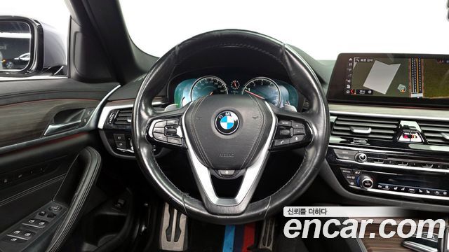 BMW 5-Series 530i M Sport Package Plus
