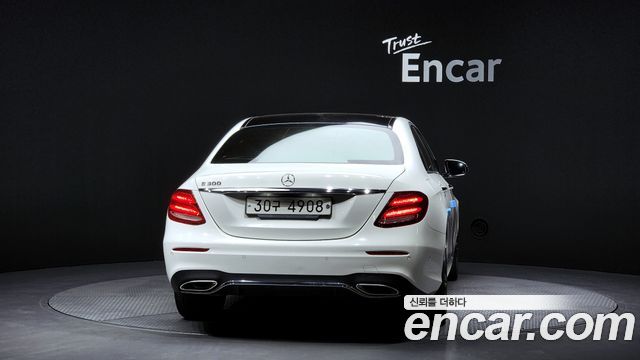 Mercedes-Benz E-Class E300 AMG Line