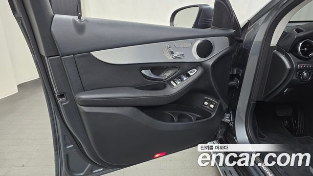 Mercedes-Benz GLC-Class GLC350e 4MATIC Premium