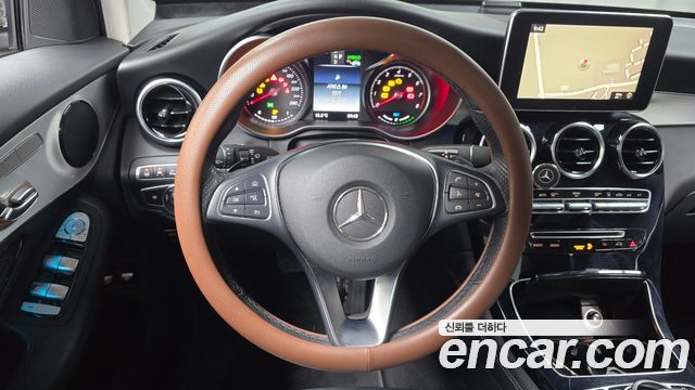 Mercedes-Benz GLC-Class GLC350e 4MATIC Premium