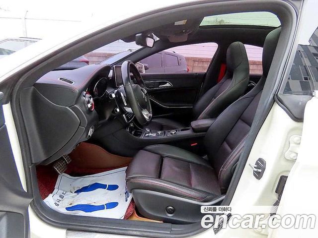 Mercedes-Benz CLA-Class CLA45 AMG 4MATIC