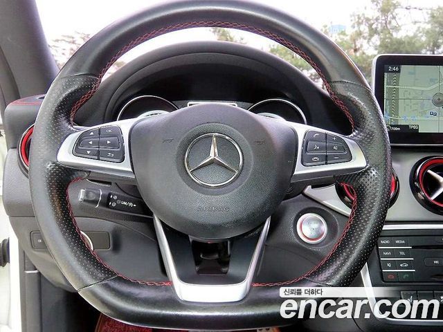 Mercedes-Benz CLA-Class CLA45 AMG 4MATIC