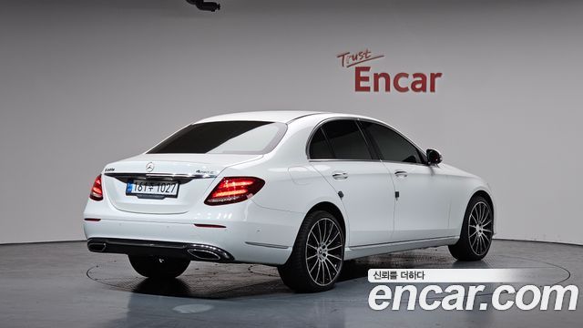 Mercedes-Benz E-Class E220d 4MATIC Exclusive