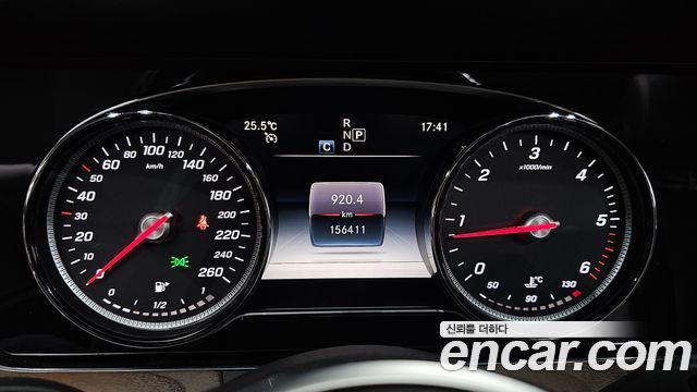 Mercedes-Benz E-Class E220d 4MATIC Exclusive