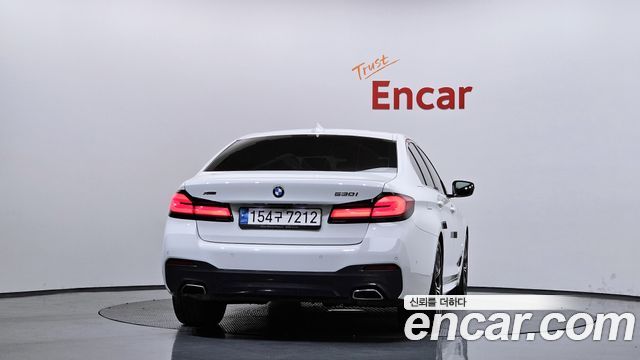 BMW 5-Series 530i xDrive M Sport Package