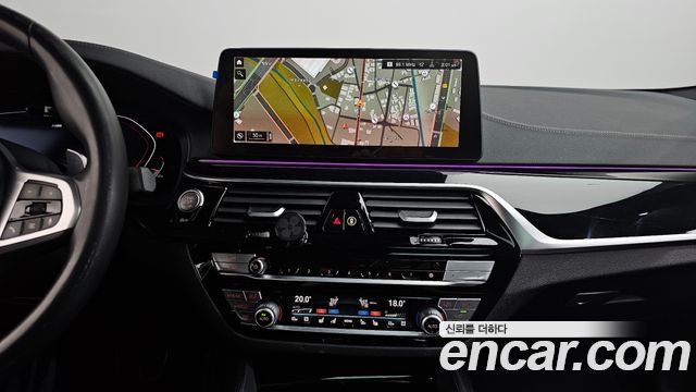 BMW 5-Series 530i xDrive M Sport Package