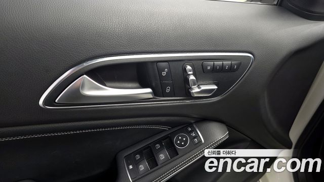 Mercedes-Benz A-Class A200