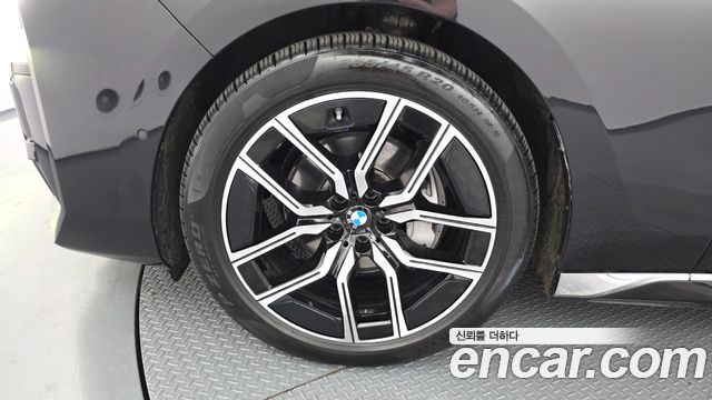 BMW 7-Series 740d xDrive M Sport