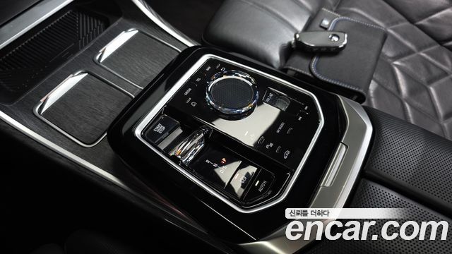 BMW 7-Series 740d xDrive M Sport