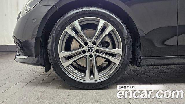 Mercedes-Benz E-Class E250 Avantgarde