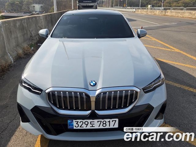 BMW 5-Series 523d M Sport