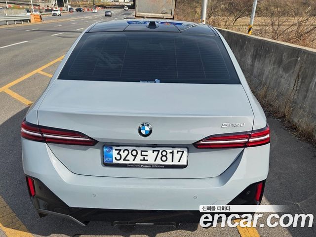 BMW 5-Series 523d M Sport